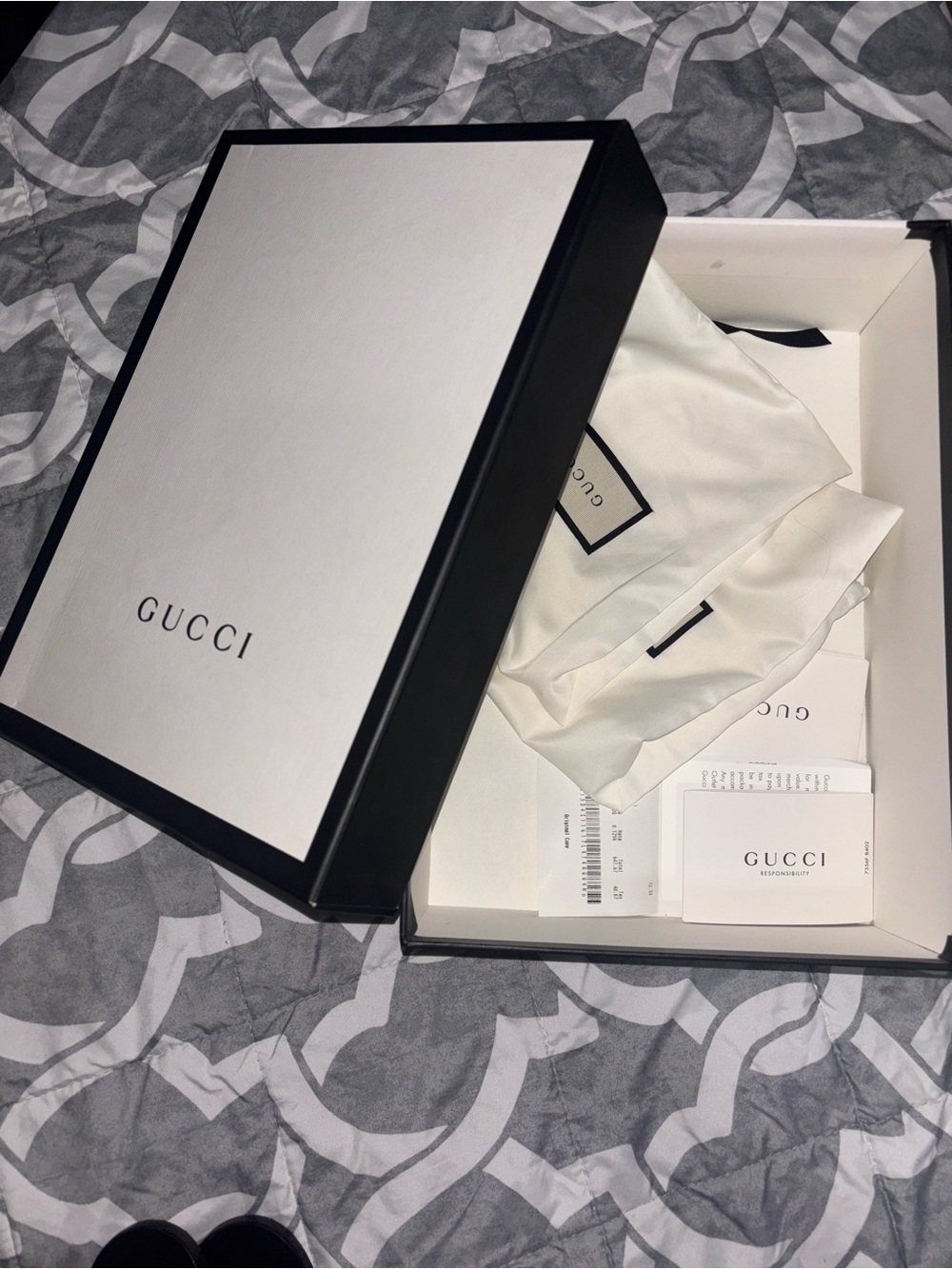 Gucci White Men's Dress Shirt with Branded Dust Bag - Picture 3 of 3